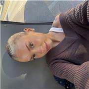 Profesora de cualquier asignatura,a niños de infantil,primaria y la eso.De una manera divertida y amena